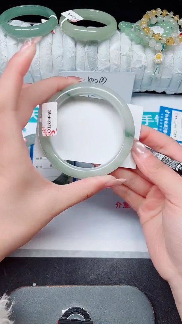 未镶嵌手镯石英质玉216-59/60