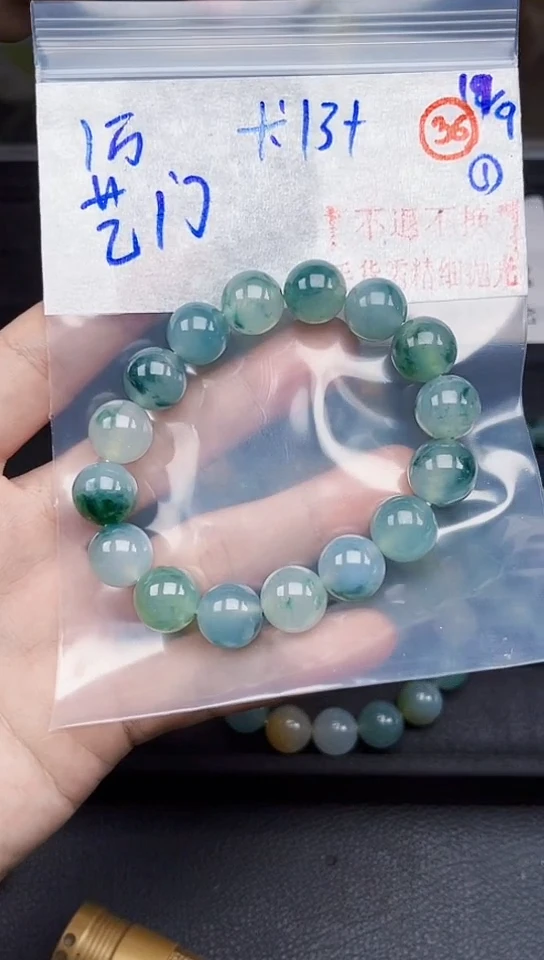 未镶嵌定制翡翠艺**窗毛货需精细抛光拍一发一