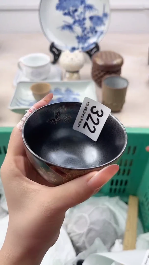 瓷片狗**草322，，，，，，，，