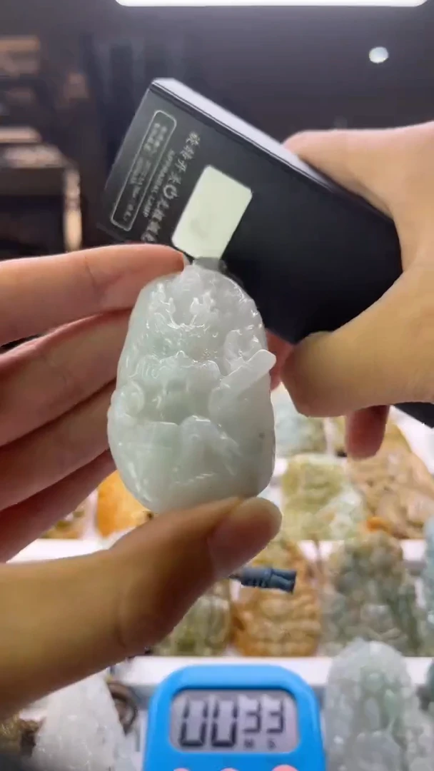 翡翠未镶嵌颈饰天然翡翠