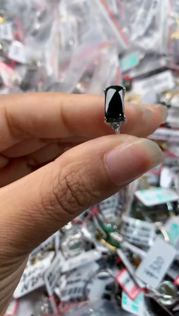 银S925镶嵌戒指翡翠10-10-10       1