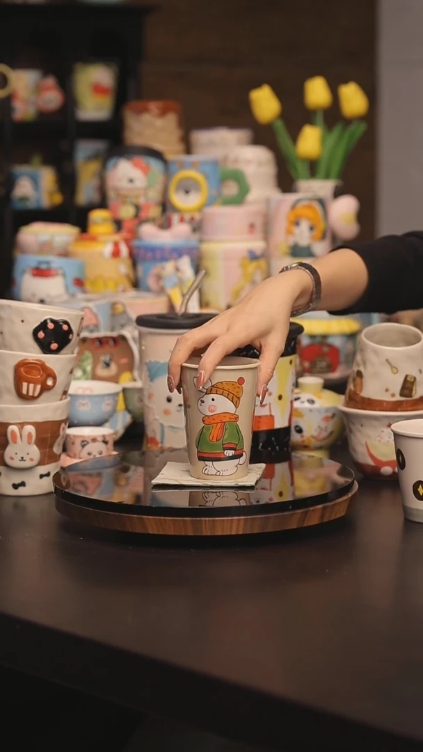 景德镇釉下彩绘设计师款式陶瓷