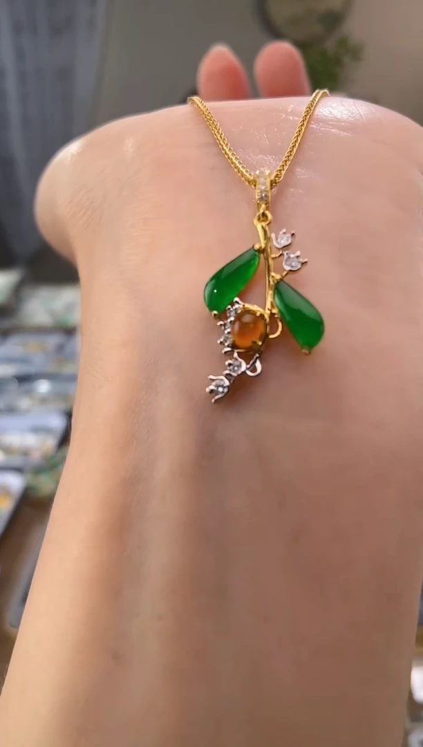 翡翠18K金镶嵌吊坠(不含链)翡翠