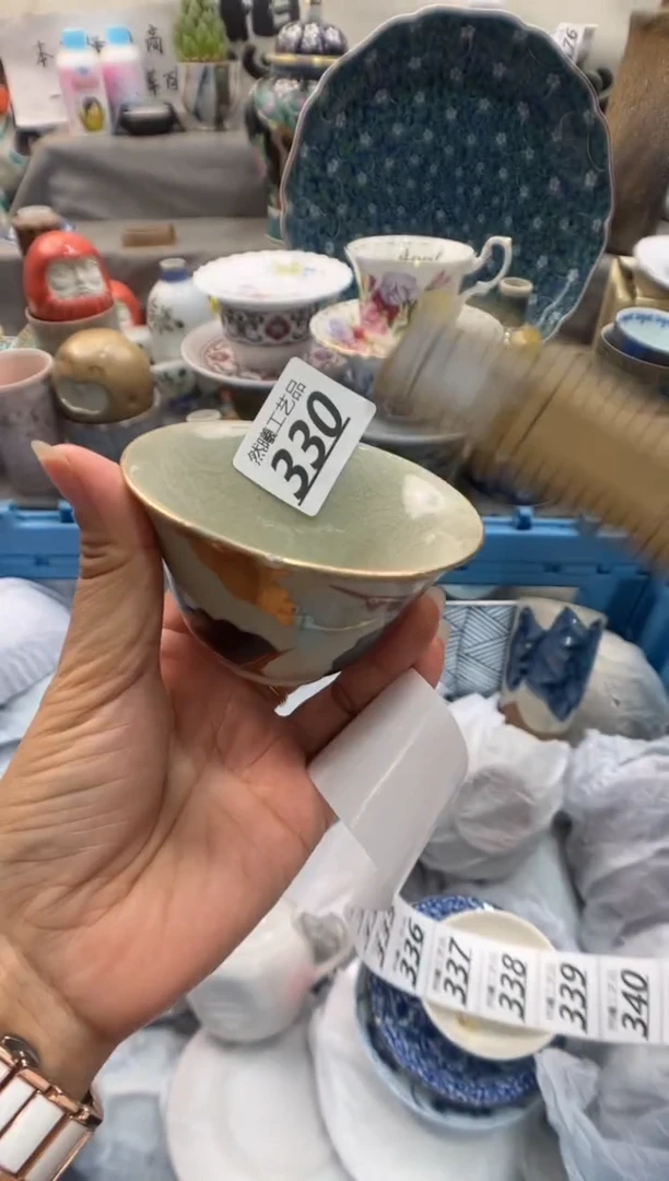 瓷片我****谁330