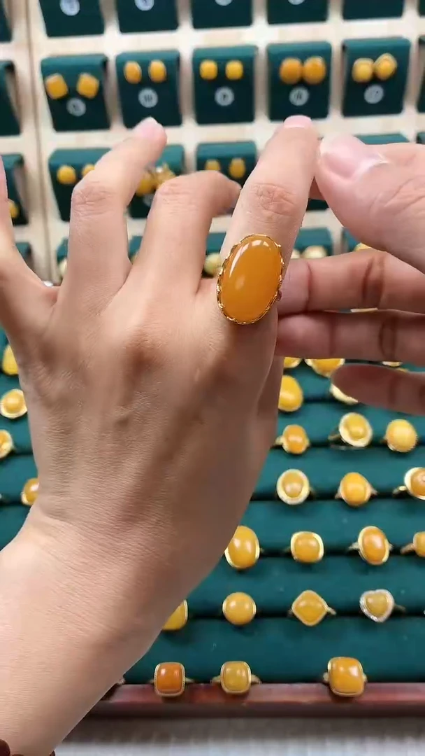 银S925镶嵌琥珀戒指精品戒指