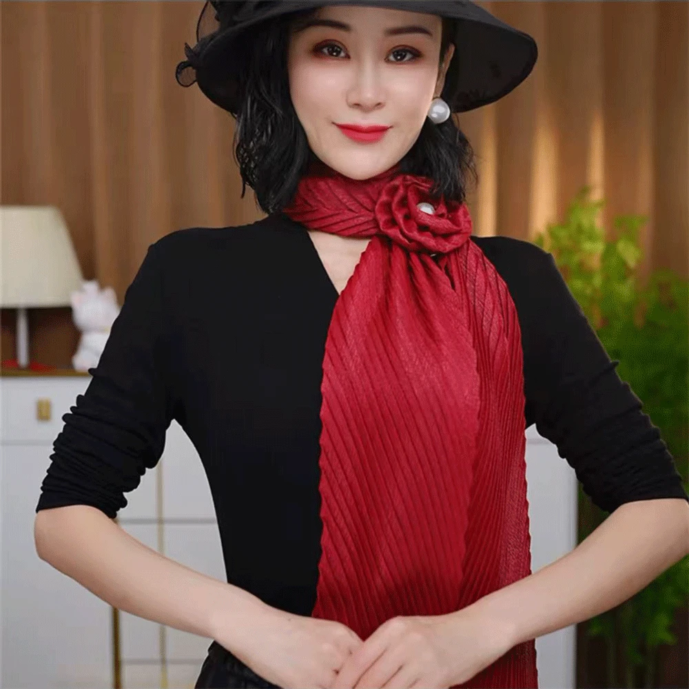 2025秋冬季新款丝巾韩版15*180花朵斜角压邹女士长条百搭时尚围巾