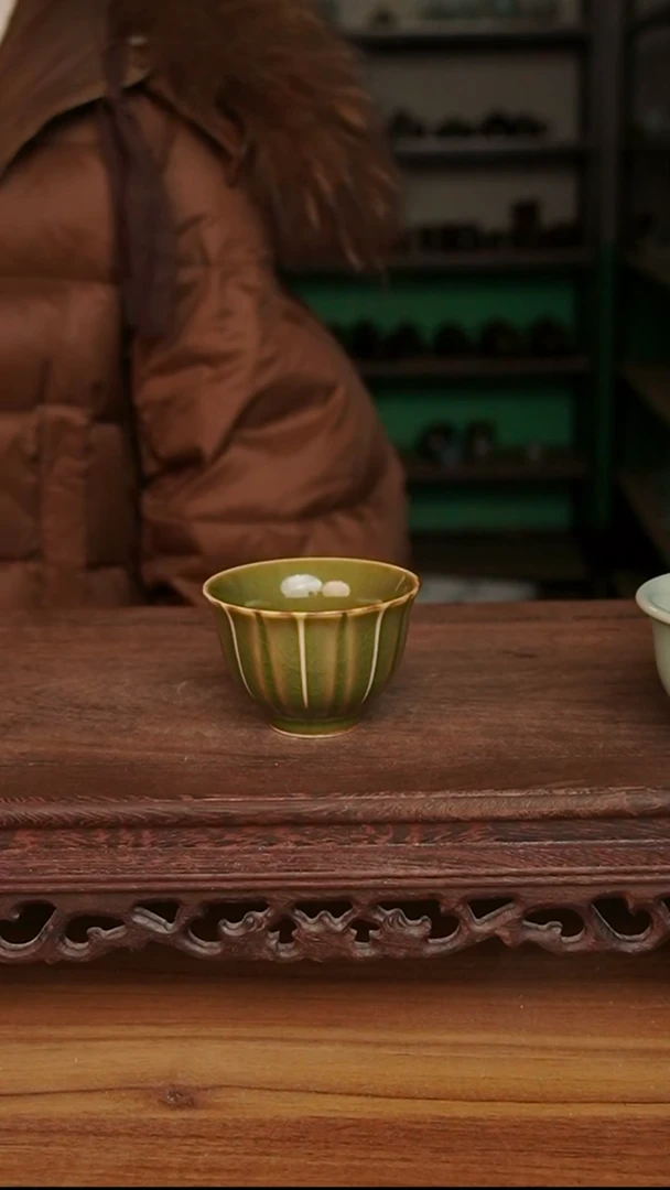 杯葱绿釉橘瓣杯纯体验