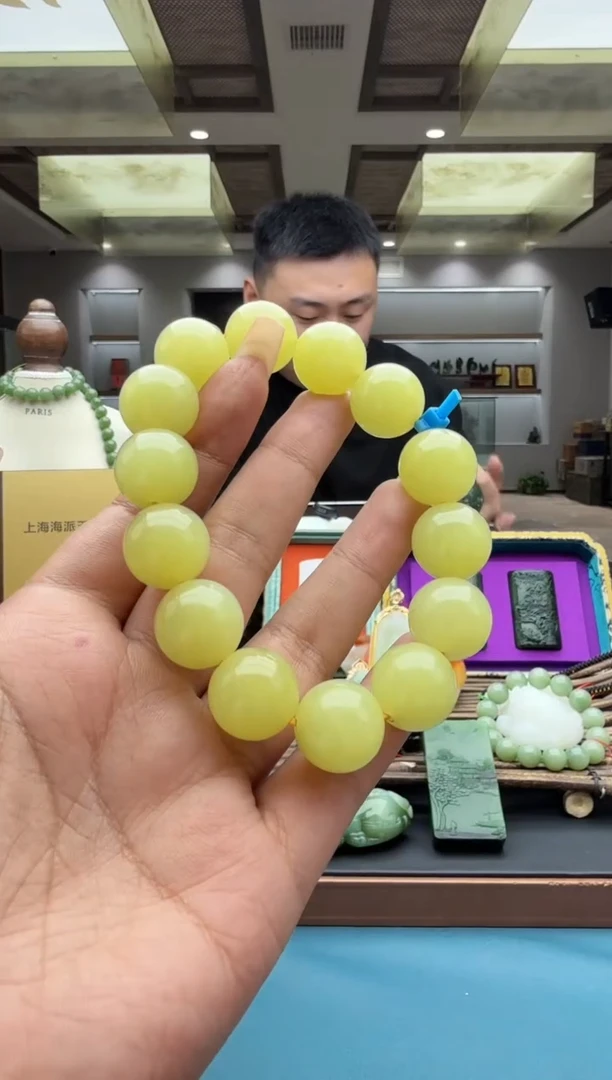 未镶嵌手串和田玉hk16+