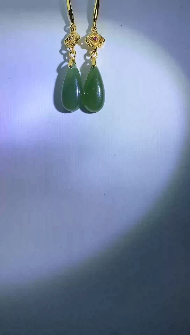 和田玉未镶嵌颈饰1