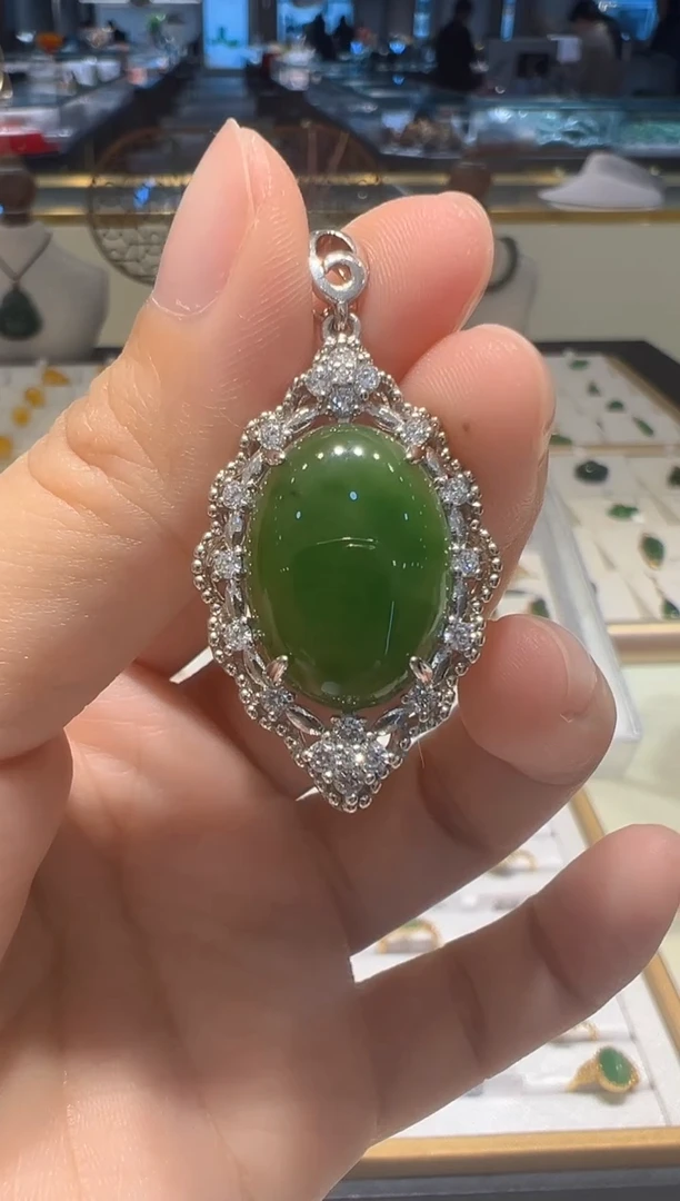 【闪购商品】和田玉颈饰银S925镶嵌39