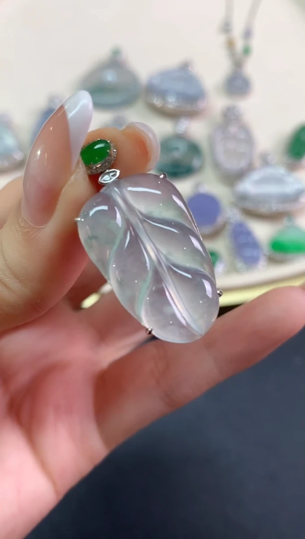 吊坠(不含链)18K金镶嵌翡翠吊坠(不含链)|4800