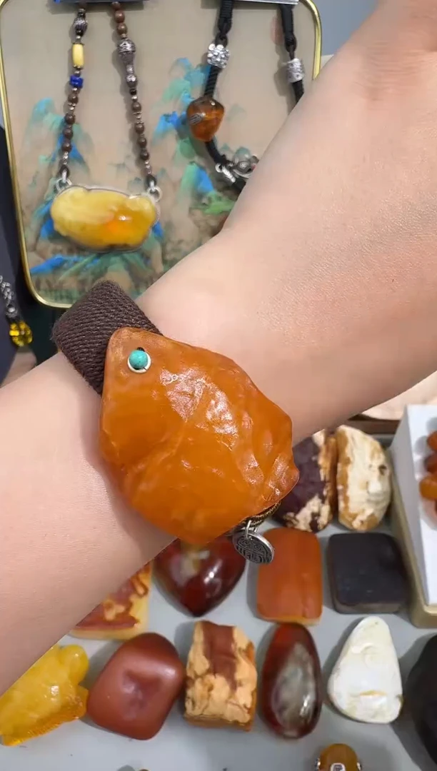 未镶嵌琥珀裸石墩*宝琥珀蜜蜡