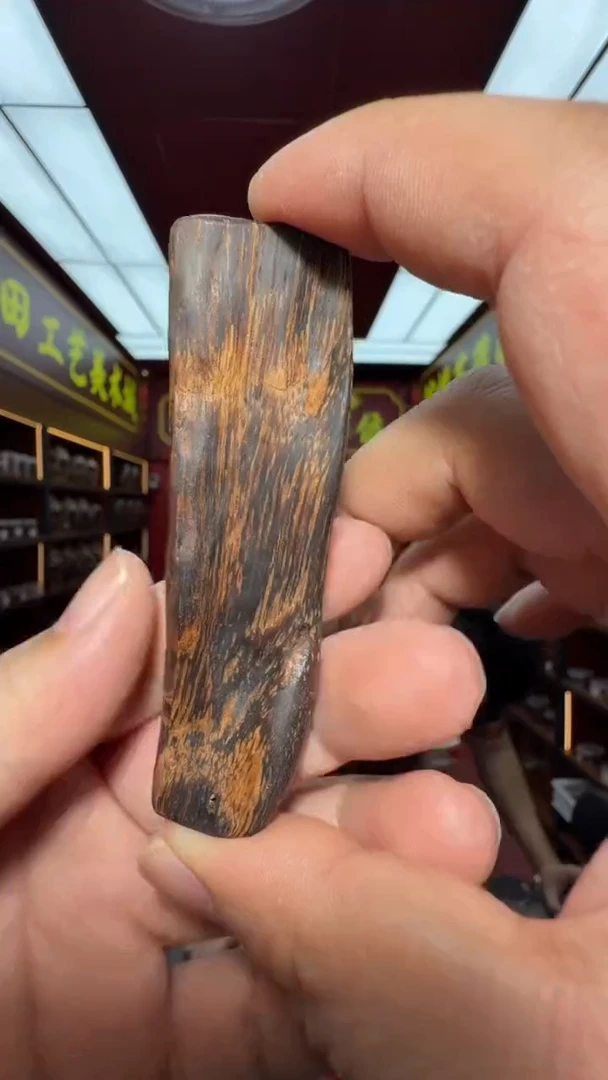 沉香吊坠多样性发一