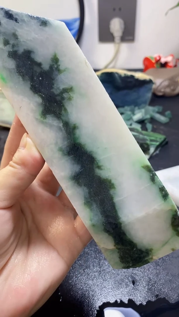 翡翠未镶嵌颈饰089天然翡翠