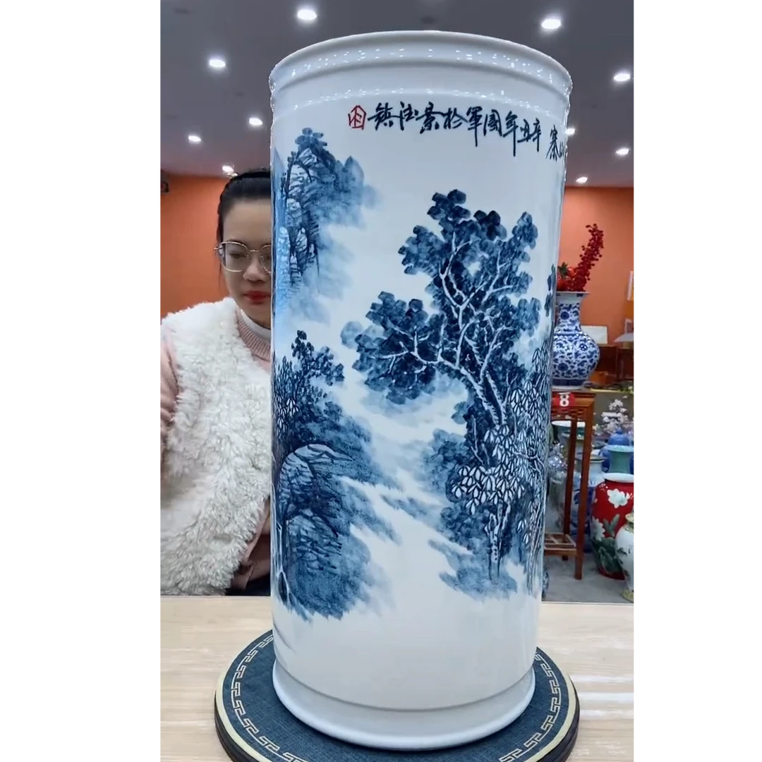 鸿轩景德镇陶瓷客厅玄关博古架摆件吴国军清泉伴山寨大字画缸