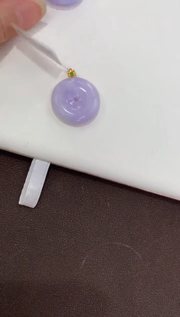 翡翠18K金镶嵌吊坠(赠链)天然缅甸A货翡翠