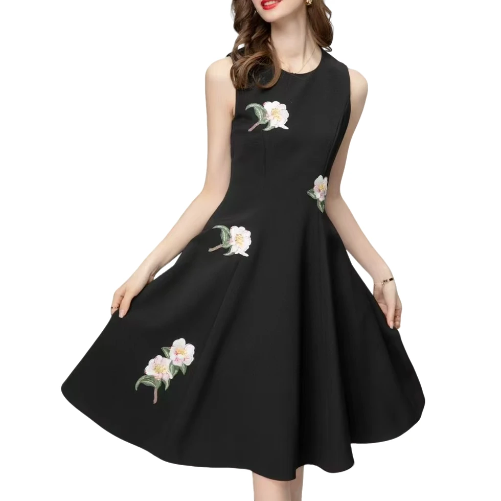 DV 5881法式经典刺绣设计收腰连衣裙