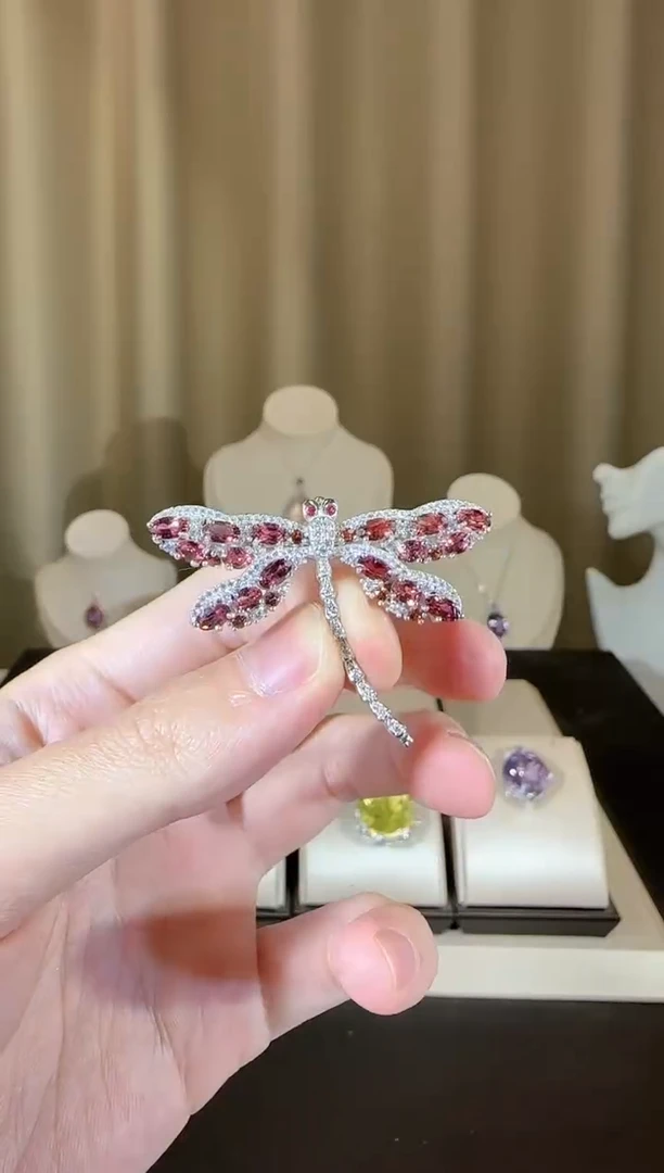 【闪购商品】石榴石颈饰银S925镶嵌胸针款