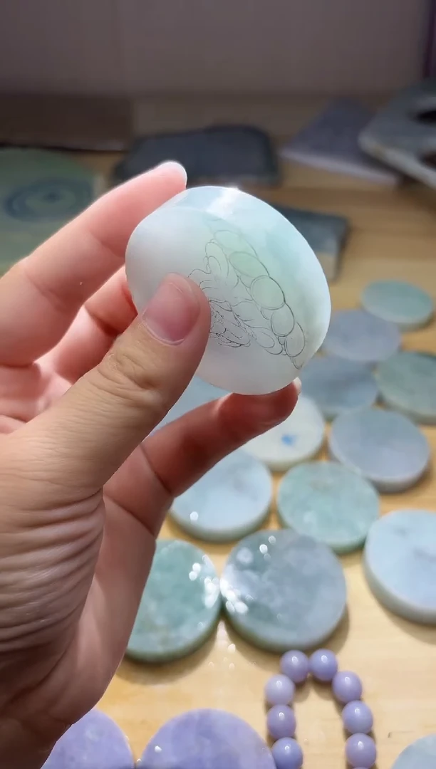 翡翠未镶嵌颈饰翡翠A货 姜谭382