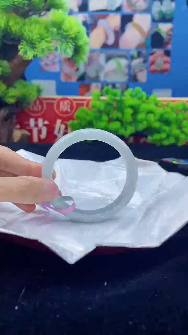 【闪购商品】翡翠手镯未镶嵌手镯11