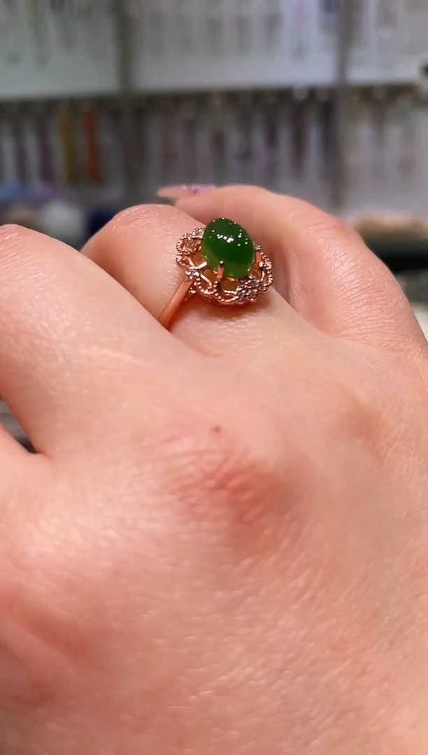 未镶嵌手链和田玉多样性发其一