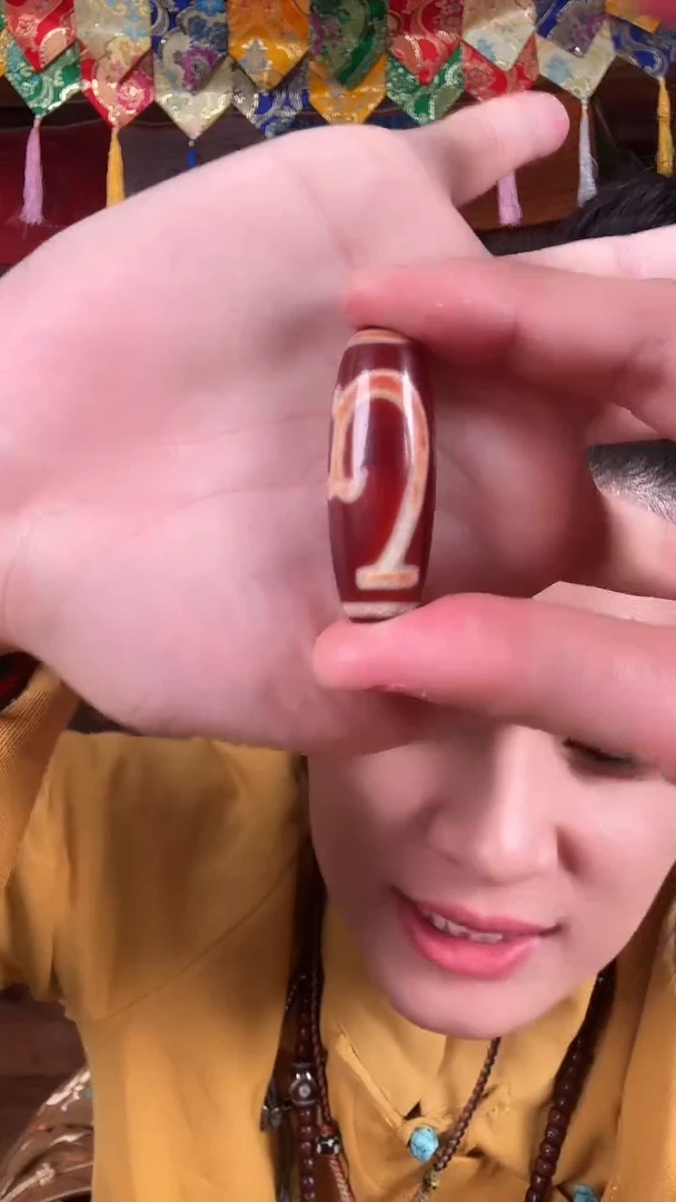 非金属无非金属无藏地红肉度母天珠