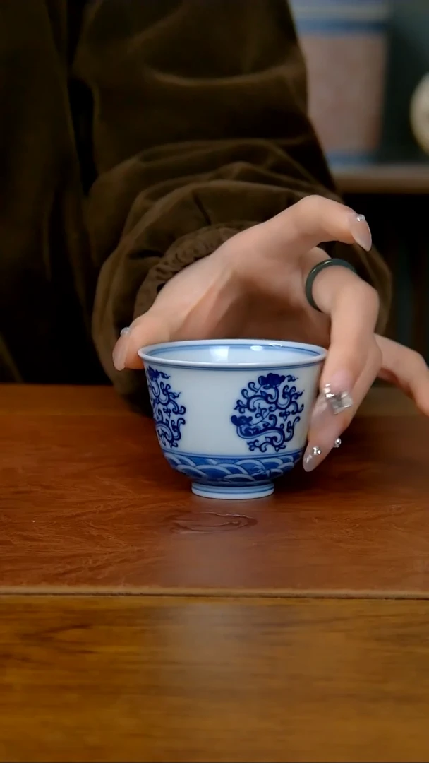 【闪购商品】夔龙铃铛杯（柴窑）    