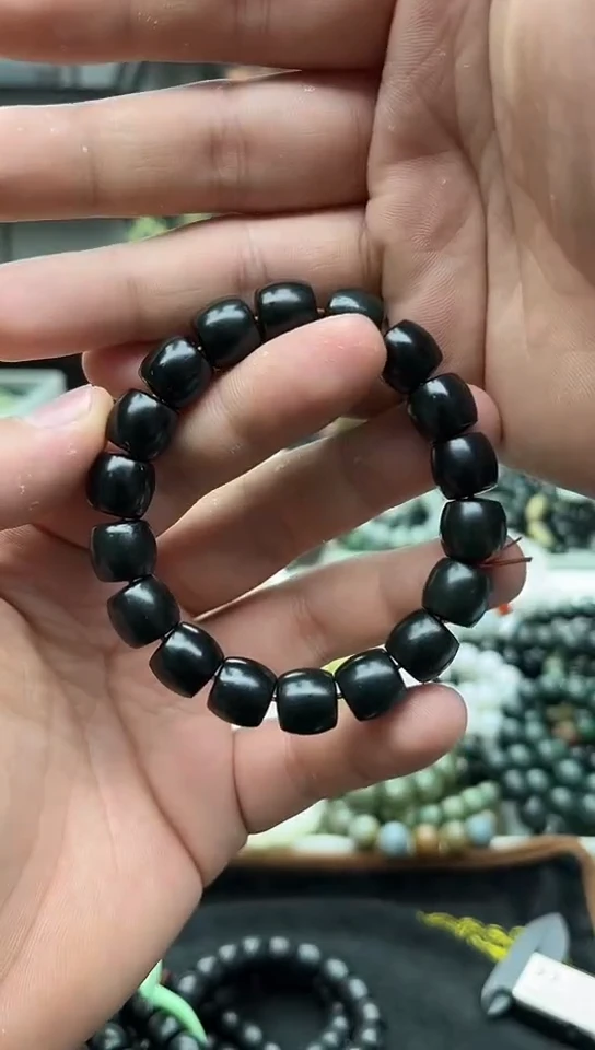 手串未镶嵌和田玉新疆黑青12