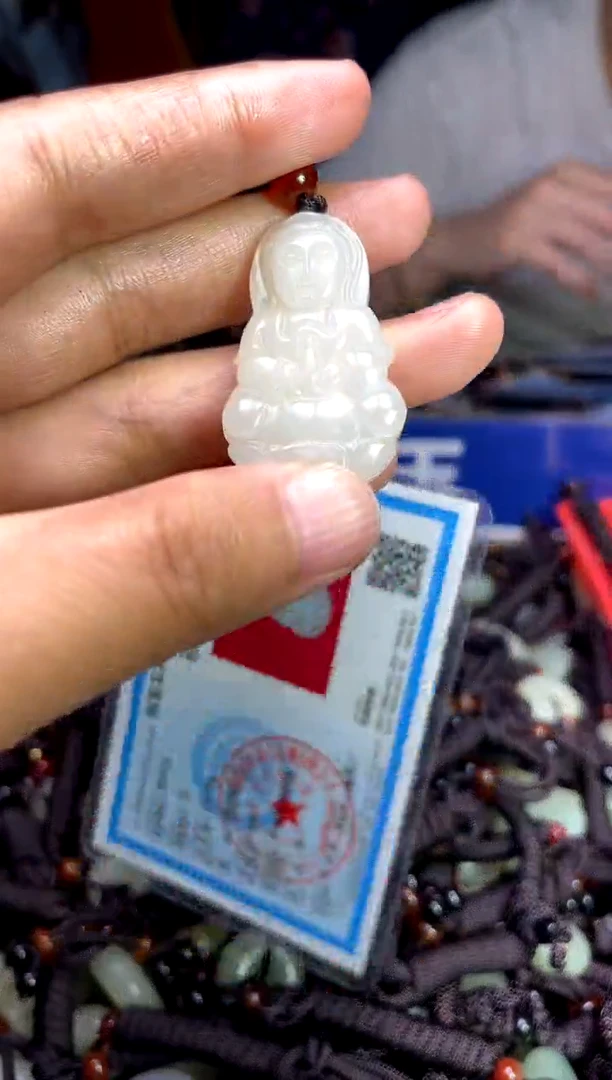 未镶嵌和田玉摆件1
