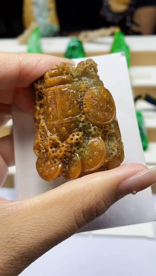 颈饰未镶嵌翡翠翡翠A货