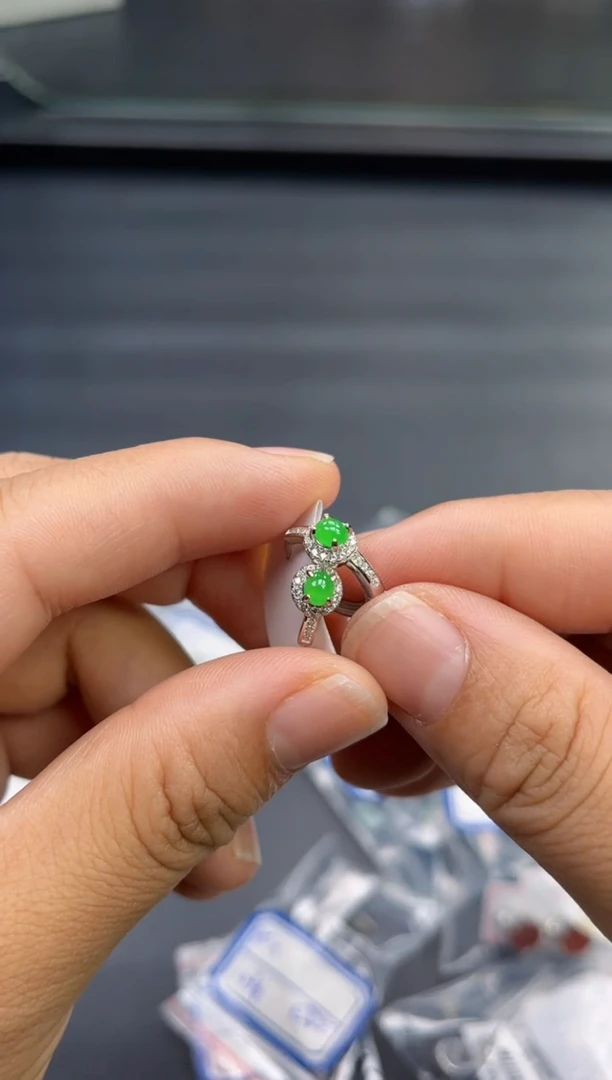 翡翠银S925镶嵌耳饰多人