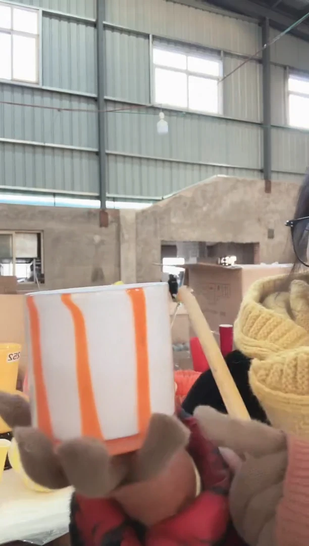 105直播玻璃花瓶