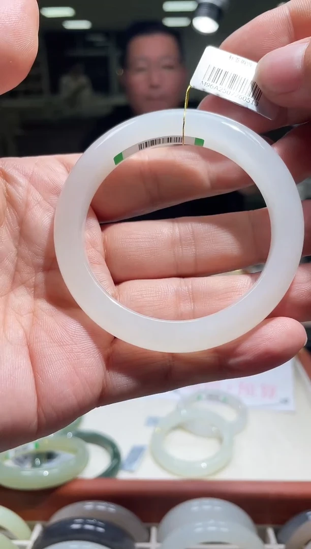 未镶嵌手镯和田玉58-59圈口 0513