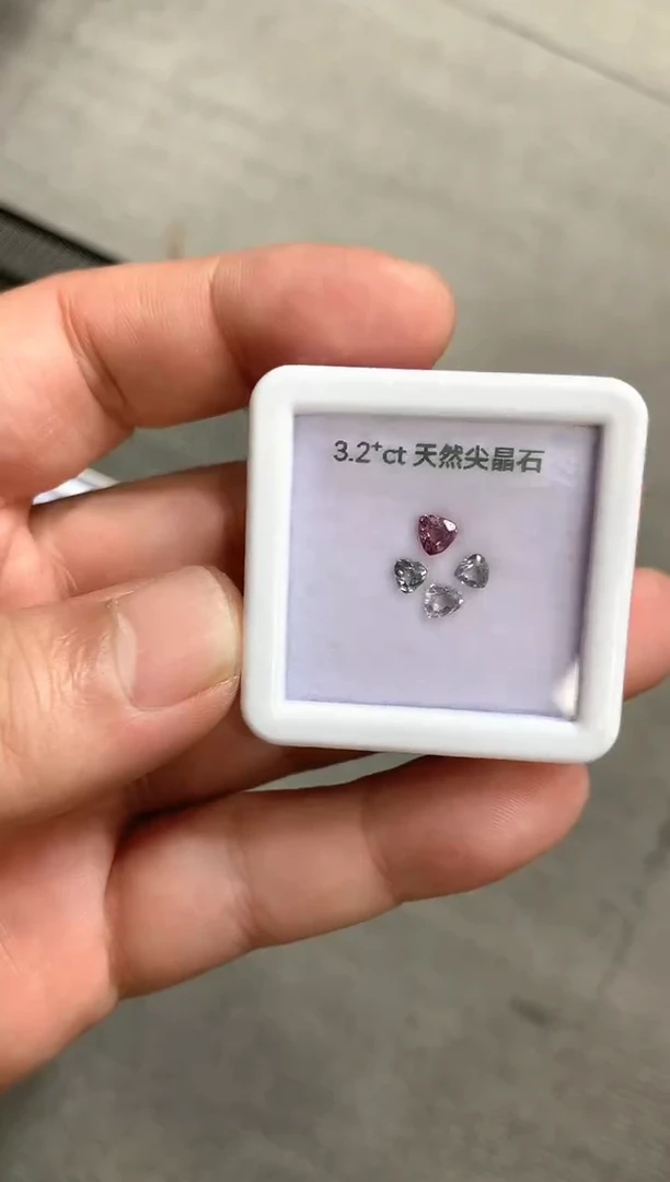 裸石尖晶石3.2ct 21