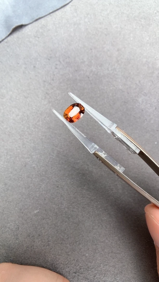 定制碧玺裸石未镶嵌糖**?2.21ct