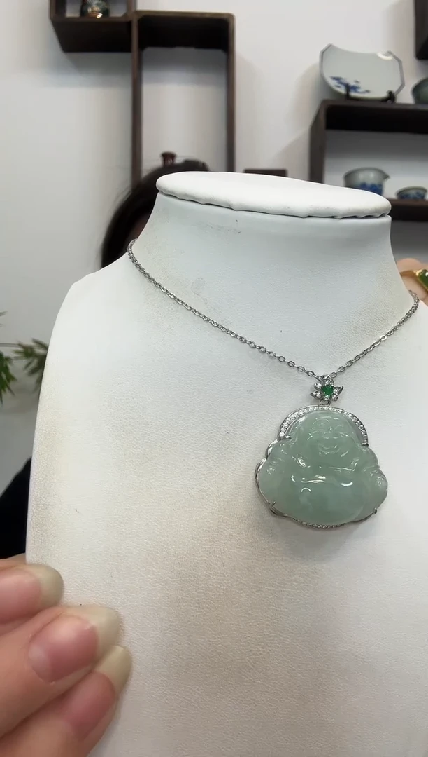 吊坠(赠链)银S925镶嵌翡翠小佛