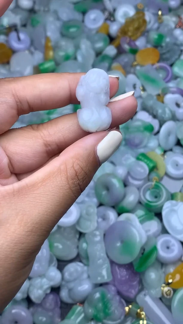 翡翠未镶嵌颈饰天然缅甸翡翠吊坠