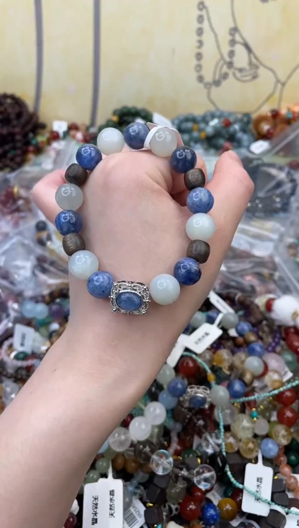 未镶嵌蓝晶石手串153