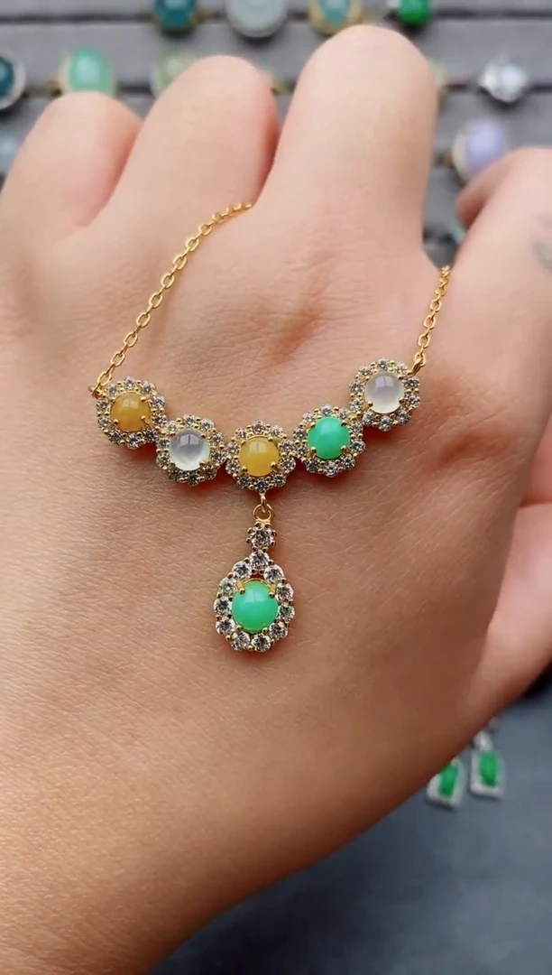 翡翠银S925镶嵌颈饰九*娘一物一证