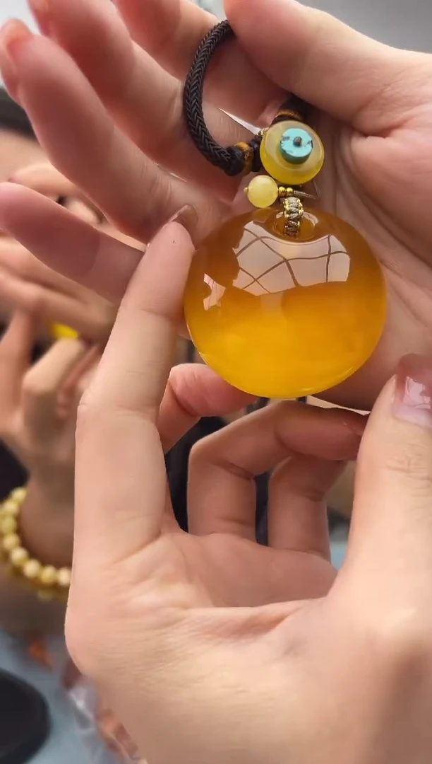 未镶嵌蜜蜡珠宝奇石0 43假一罚十多样性发其一