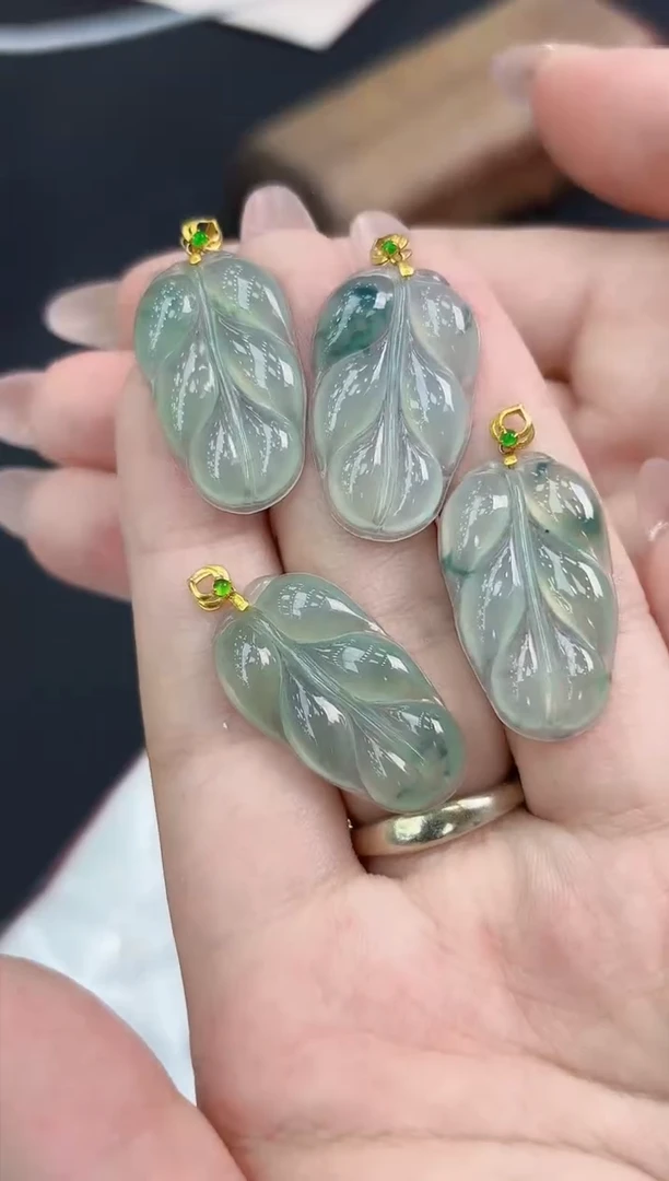 【闪购商品】翡翠颈饰18K金镶嵌多样性发其一