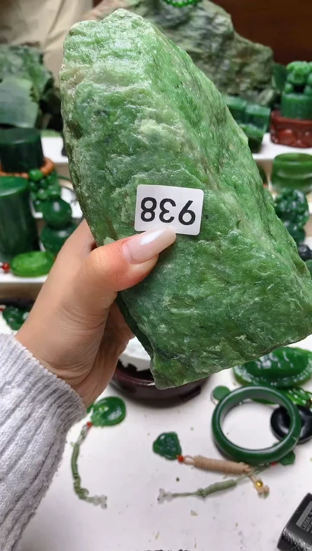 未镶嵌和田玉（碧玉）摆件1