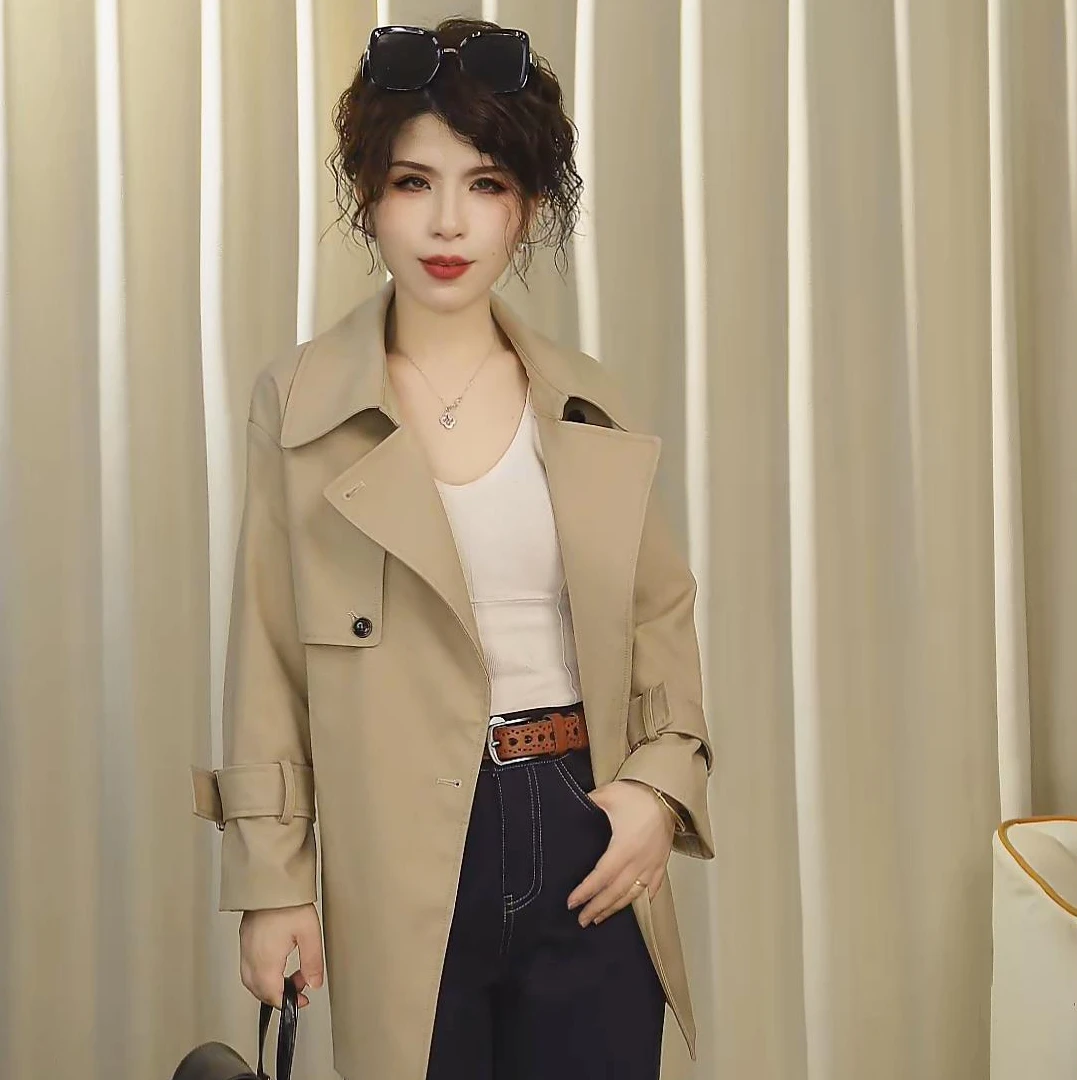 鲁云年小个子149工厂店2025秋季新款韩系女神范设计感风衣25-40