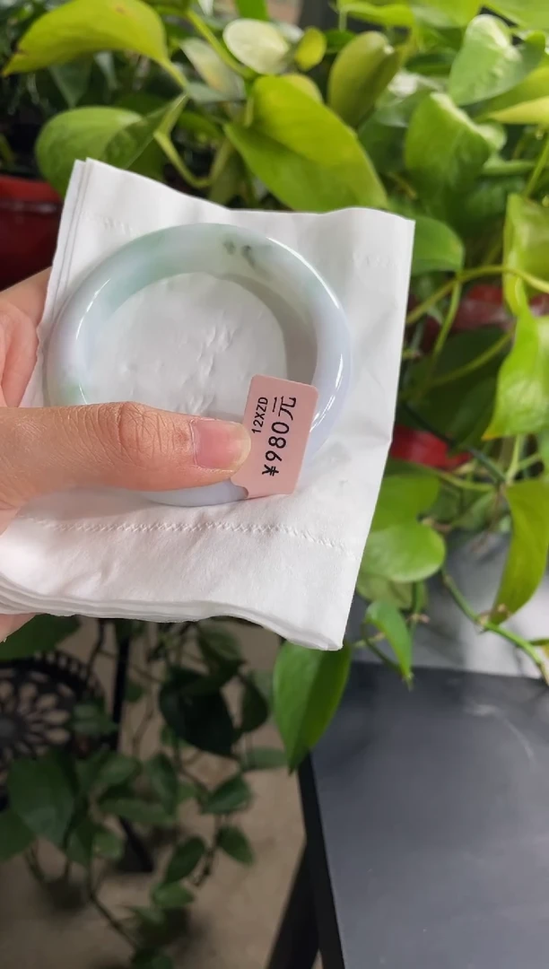 【闪购商品】翡翠手镯未镶嵌手镯41