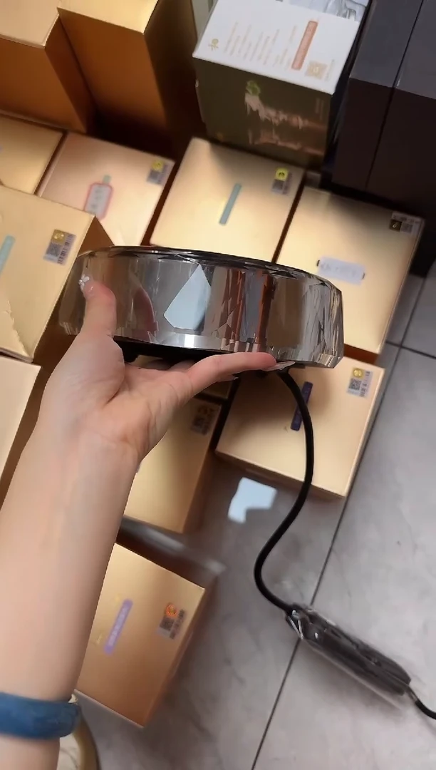 @@禾器璀璨水晶电陶炉圆形银色