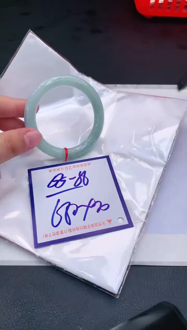 【闪购商品】翡翠手镯未镶嵌11111111
