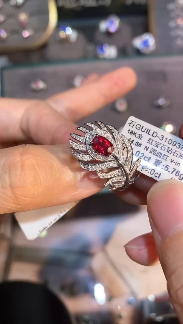 戒指18K金镶嵌红宝石【闪购】1.02ct/无烧鸽血红/展会价