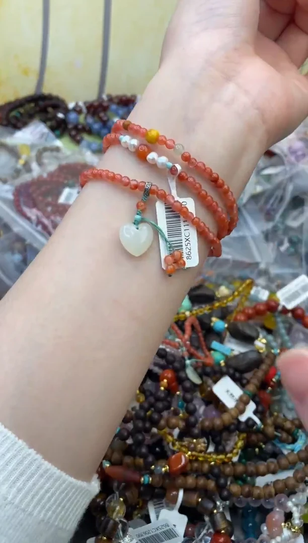 未镶嵌玛瑙手饰495