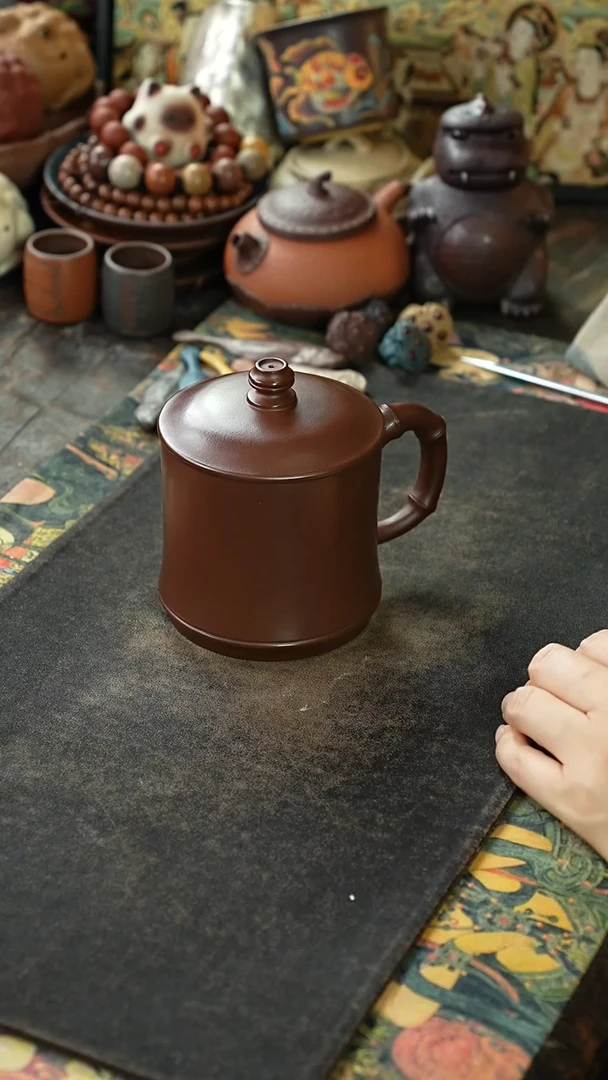 紫朱泥光素紫砂盖杯