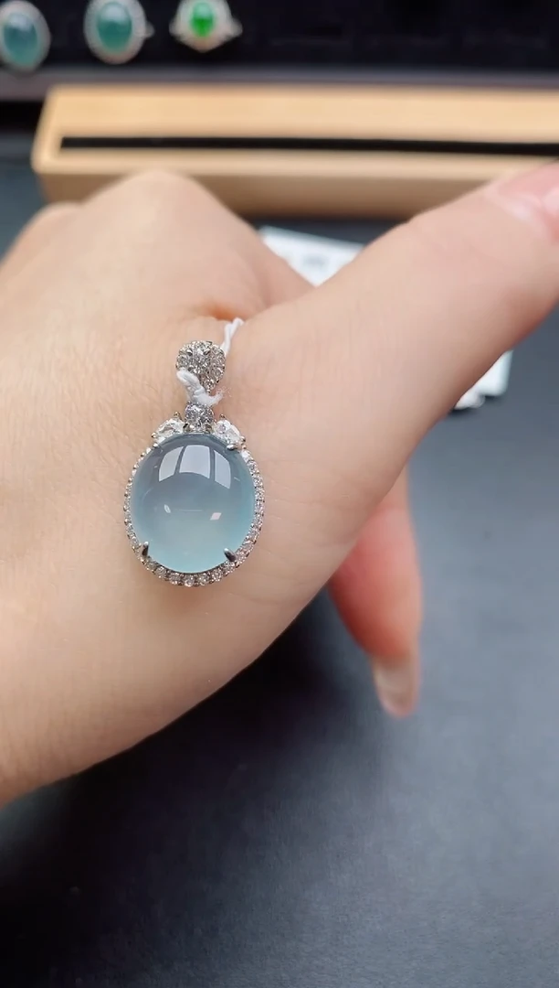 吊坠(赠链)银S925镶嵌翡翠1